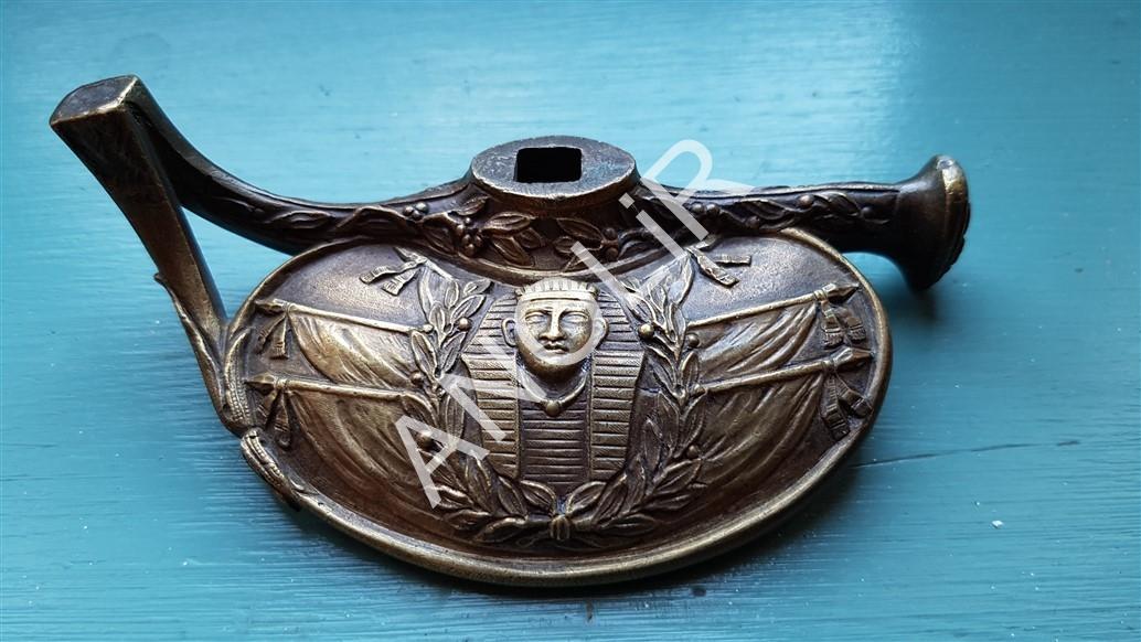 1890: Coquille d'épée d'interprète